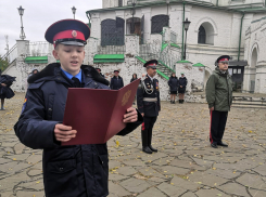 Быть верными Дону и Отечеству! Баклановцы-новобранцы приняли присягу