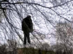 В посадке возле шахтинского аэродрома обнаружили труп