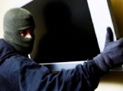 Согласившийся помочь знакомому  вору житель Шахт стал соучастником преступления