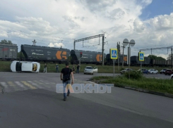 Молодая девушка получила сотрясение в ДТП в районе жд вокзала в Шахтах