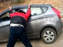 В Шахтах задержали наркодилера с «солью»