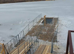 Во время Крещенских купаний шахтинцы должны находиться в масках