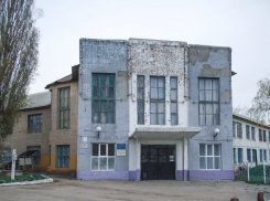 Школу №5 в Шахтах планируют отремонтировать спустя почти 10 лет после ее закрытия