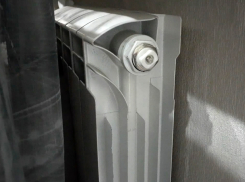 Воду с батарей попросили не сливать, но не сообщили, что в период ремонта отключат отопление