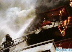 В Шахтах при пожаре в 9-этажном доме погиб мужчина