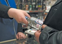 Шахтинцев просят сообщать о незаконной продаже алкоголя