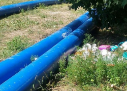 Мусор и новые трубы оставили после себя работники водоканала в Шахтах