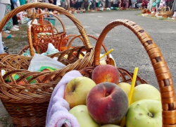 «Яблочный Спас не пройдет без нас»: сегодня у православных шахтинцев праздник 