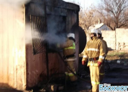 В Шахтах при пожаре в подсобном хозяйстве «Ростовнеруд» погибли три человека
