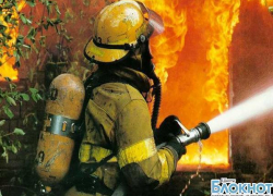 В Шахтах произошел пожар на складе