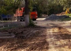  Для восстановления дорожного покрытия в поселке ХБК начались поиски подрядчика
