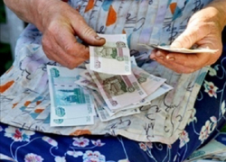 Самозванка обманом забрала у шахтинской пенсионерки 95 000 рублей