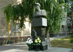 Останется ли на своем месте памятник М.П. Чиху?