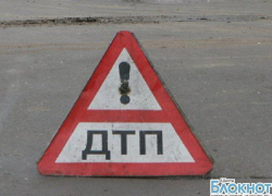 В Шахтах в поселке ХБК иномарка вылетела в кювет 