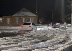 Аварийно-опасное ледяное кольцо образовалось в Шахтах