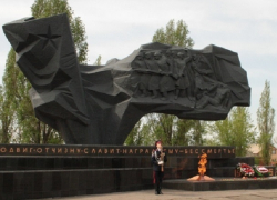 На текущий ремонт четырех мемориалов в Шахтах выделят 300 тысяч рублей
