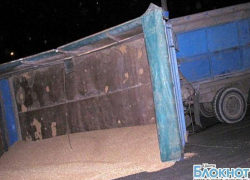 «КамАЗ» столкнулся с «Жигулями» на трассе Ростов-Новошахтинск