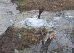 Коммунальный фонтан образовался в районе города будущего в Шахтах