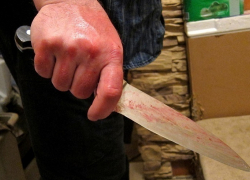 Житель Новошахтинска убил двоих человек и ранил полицейского