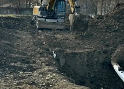 Шоу по ремонту канализации на ХБК в Шахтах затянулось 