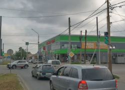 В Шахтах установили новый светофор 