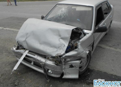 В районе Аютинской балки «Форд Фокус» врезался в «ВАЗ»