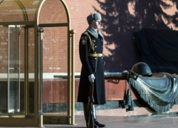 На службу - в Президентский полк: в числе 15 донских призывников в особое подразделение есть и шахтинцы