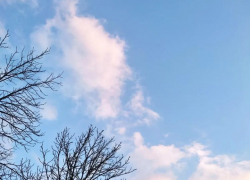 Солнечный, но пока не очень теплый день обещают шахтинцам в субботу