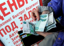 За быстрый займ в три тысячи рублей с многодетной матери в Шахтах требуют 115 тысяч рублей 