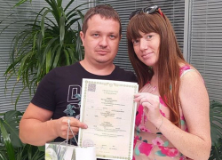 Тысячным новорожденным в Шахтах в этом году стала девочка