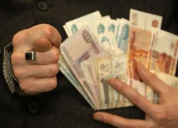 В Шахтах осудили бизнесмена, решившего сэкономить на зарплате