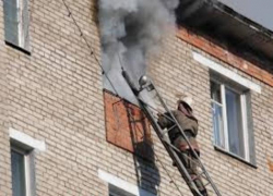 В Шахтах загорелась квартира в пятиэтажке