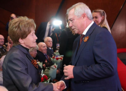 Ходатайство о присвоении Шахтам почетного звания «Город трудовой доблести» направил губернатор президенту России 
