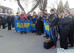 В Шахтах побывал агитпоезд ЛДПР