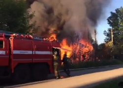 Сгорел жилой дом в переулке Артемовский в Шахтах