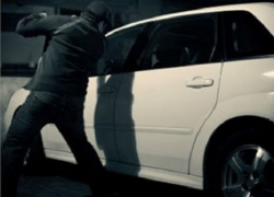 В Новошахтинске у пенсионера угнали «Шевроле»