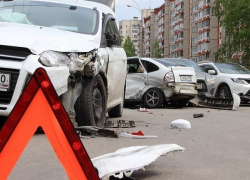 С начала года в Шахтах  в авариях ранено 26 человек и четверо погибли 