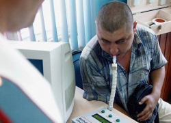  В Новошахтинске инспектор ДПС обещал «отмазать» пьяного водителя за 20 000 рублей