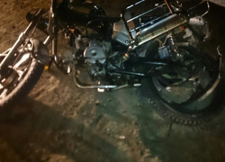 В Шахтах столкнулись два мопедиста