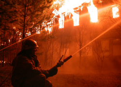 Ликвидированы два пожара: в Шахтах и Каменоломнях