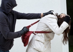 В Новошахтинске поймали банду уличных грабителей