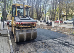 В Шахтах обустраивают новые искусственные дорожные неровности
