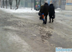 Город Шахты «утопает» из-за неубранного снега