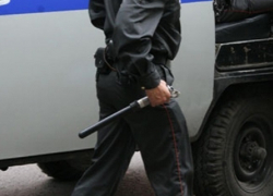 Шахтинского полицейского подозревают в избиении местного жителя