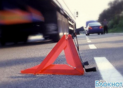 В Шахтах на перекрестке Карла Маркса – Ионова автокран въехал в иномарку