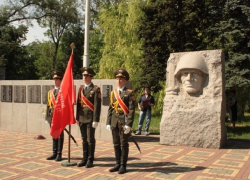 «Свечи памяти» в память погибших в Великой Отечественной войне зажгли в Шахтах