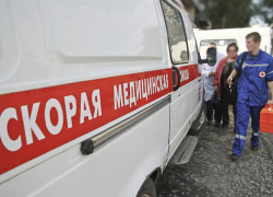 При тушении ландшафтного пожара в Аюте в Шахтах едва не погиб 57-летний пожарный