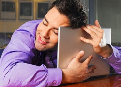 36-летний шахтинец на сайте знакомств «развел» 29-летнего новочеркасца на 6 миллионов рублей