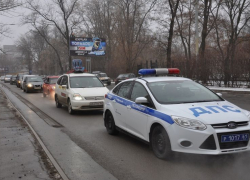 В Шахтах колонна автомобилистов раздаст водителям и пешеходам сувениры