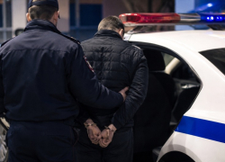 В Шахтах мужчина с судимостью за наркотики попался на покупке запрещенки